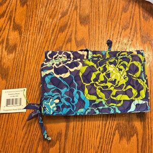 Vera Bradley Quilted jewelry roll in Katalina Blues